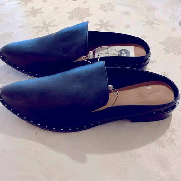 NWT Universal Thread Black Mules Slides Shoes Studded Sz 9.5 Gorgeous - Picture 2 of 7